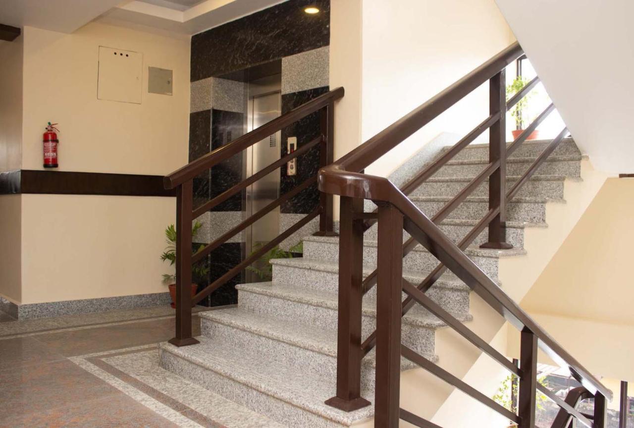 Hotel Silverline โพคารา ภายนอก รูปภาพ