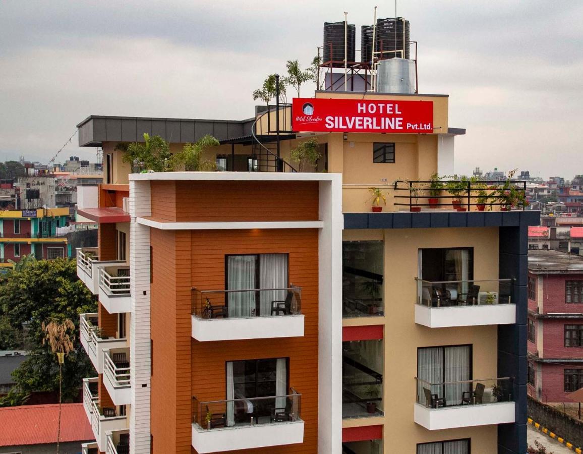 Hotel Silverline โพคารา ภายนอก รูปภาพ