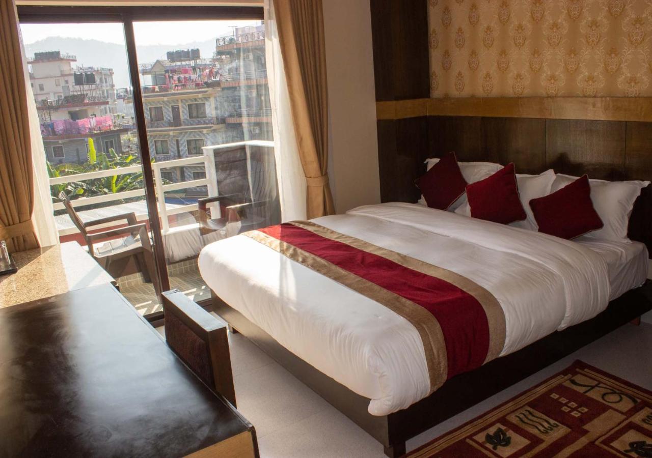 Hotel Silverline โพคารา ภายนอก รูปภาพ